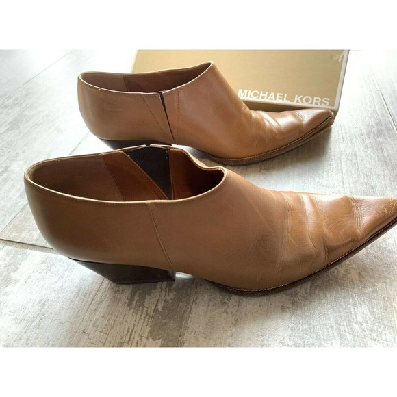 MICHAEL KORS Low Ankle Flat Brown Luggage Leather Booties Designer w/ Box 9 - Picture 9 of 11